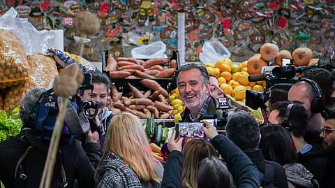 João Cotrim de Figueiredo no mercado de Guimarães.