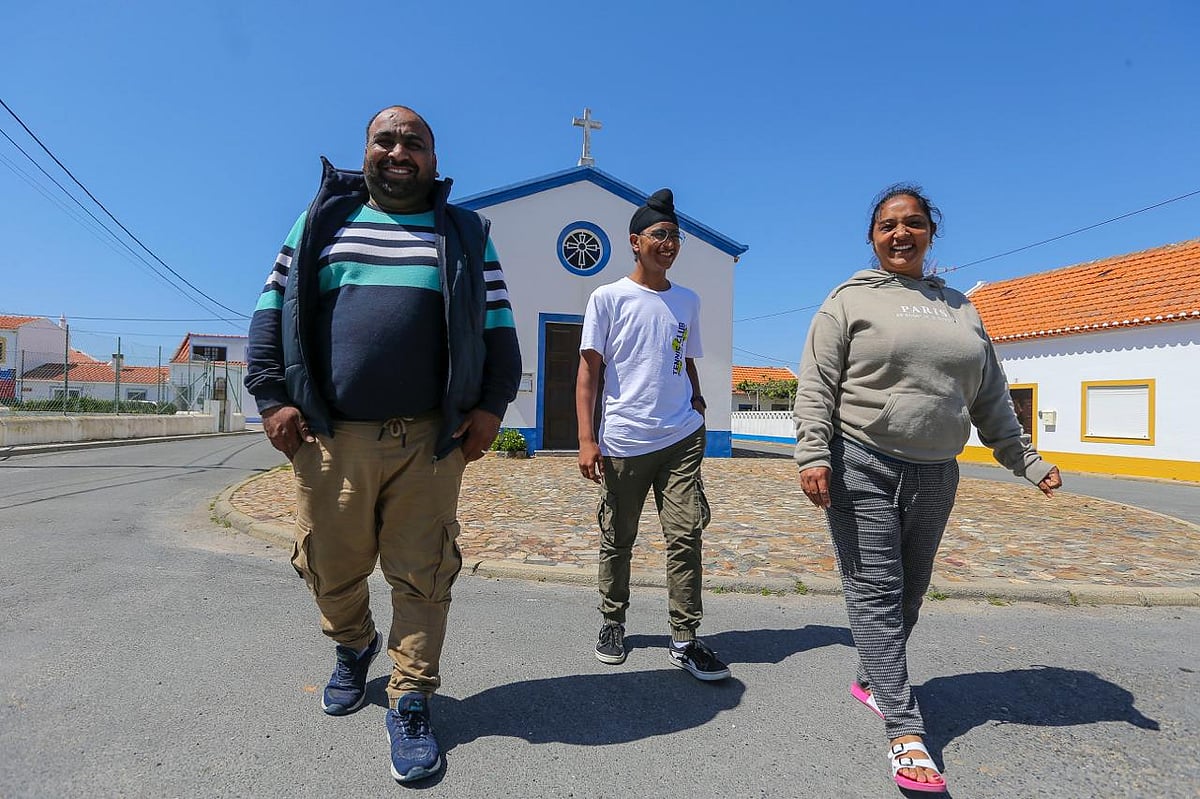 After publication of a report, the Left Bloc questions the Government on immigrant integration policy