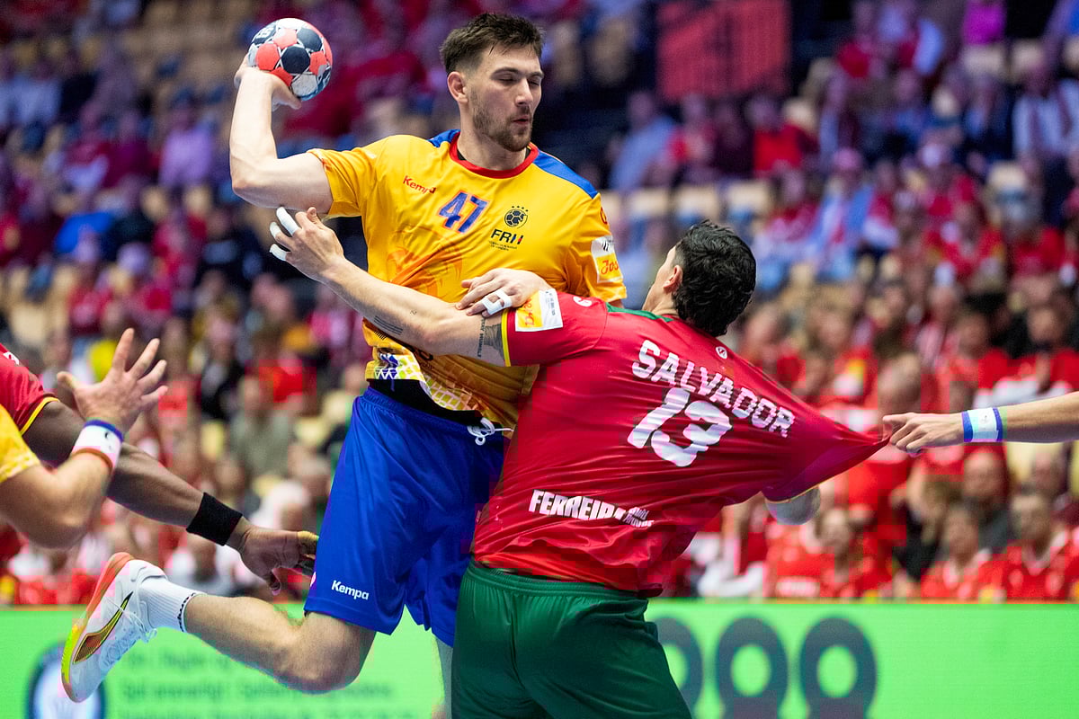 A champion's start at the European Handball Championship: Portugal beats Romania