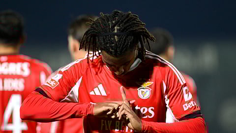 Leandro Barreiro festeja a marcação do 1-0