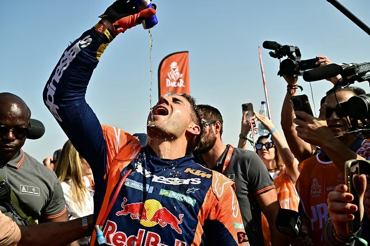 Epic finish at Dakar in the motorbikes: Benavides wins by two seconds; Martim Ventura completes the Rally2 podium