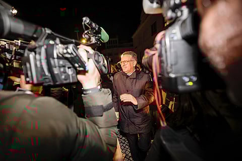 António José Seguro à chegada ao Centro Cultural das Caldas da Rainha, na noite eleitoral de 18 de janeiro