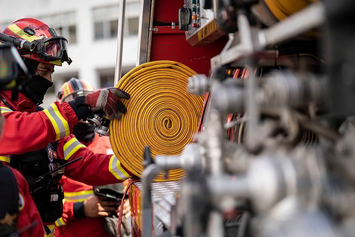 Fire in eight-storey building in the municipality of Alenquer kills one