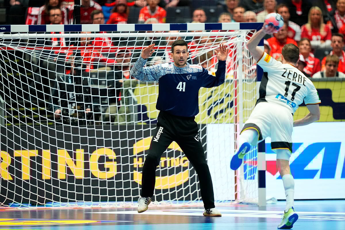 Portugal suffered their first defeat at the European Handball Championship against Germany