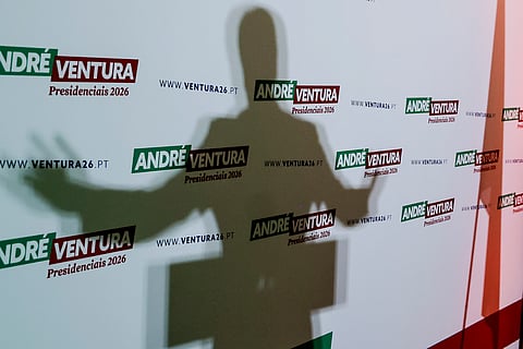 Lidar da melhor forma com a sombra de André Ventura é um desafio para os líderes do centro-direita na segunda volta das eleições presidenciais.