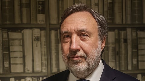 Marco de Paolis dirige a Procuradoria-Geral Militar junto do Tribunal da Relação Militar, em Roma.