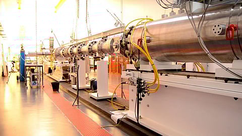 O tubo de choque ESTHER, onde foi realizado o ensaio