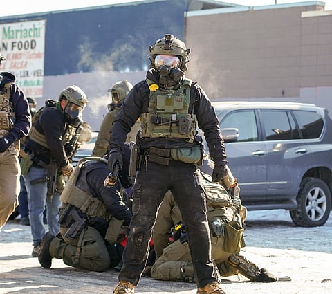 Incidente durante protesto contra atuação do ICE em Minneapolis no sábado, 24 de janeiro.