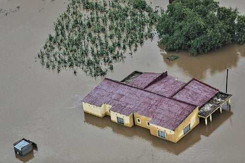 Cheias em Moçambique obrigam a resgatar quase 20 mil pessoas