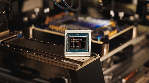 O processador Maia 200 da Microsoft