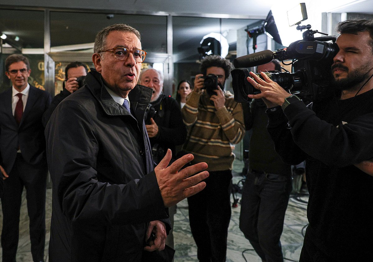 Seguro is, 'in principle', opposed to lifting the freeze on tuition fees