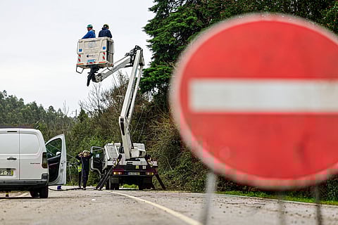 Há famílias que ainda não conseguiram iniciar processo de levantamento do corpo da morgue do hospital por falta de condições. 