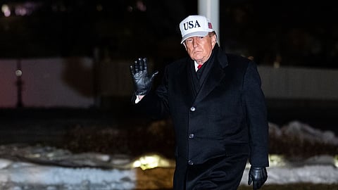 Donald Trump a chegar à Casa Branca após uma visita ao Iowa.
