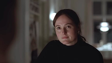 Renate Reinsve: a atriz e as suas máscaras.