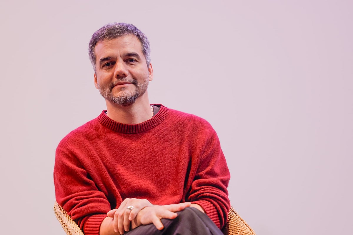 Wagner Moura brings the play 'Um Julgamento' to Lisbon for just three performances