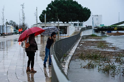 Circulação suspensa na Linha do Sul em Grândola. Maioria das escolas do concelho de Leiria reabriu