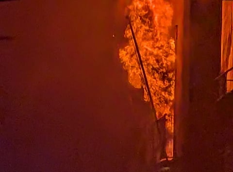 Incêndio na Galeria Zé dos Bois Lisboa já foi extinto