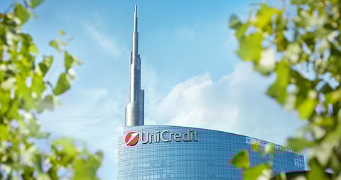 Lucro do italiano Unicredit aumenta 13,6% e atinge recorde de 10,6 mil milhões em 2025

