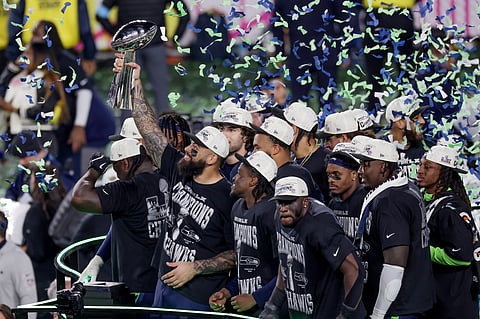 Seattle Seahawks vencem 60.º Super Bowl e conquistam 2.º título da NFL, com 'fiesta' de Bad Bunny no intervalo 