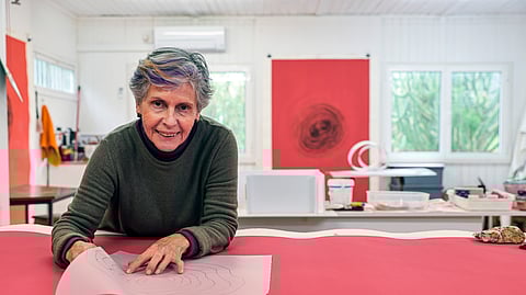 Cristina Ataíde concebeu uma escultura para o Parque Urbano de Ponta Delgada, patrocinada pela Bel Portugal em homenagem aos produtores de leite açorianos.