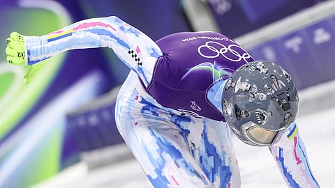 Atleta ucraniano de ‘skeleton’ banido por capacete a honrar mortos da guerra