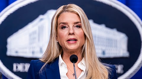 O Departamento de Justiça dos Estados Unidos é liderado por Pam Bondi.