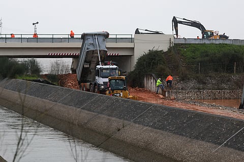 Decorrem os trabalhos na A1.