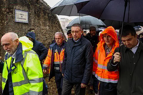 Presidente da República eleito, António José Seguro, com a autarca de Coimbra, Ana Abrunhosa, durante a visita aos locais afetados pelo mau tempo