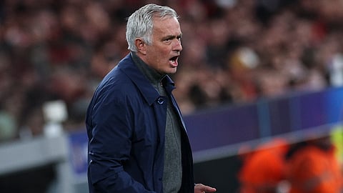 Mourinho diz que tem sido difícil gerir a equipa após duelo com o Real Madrid