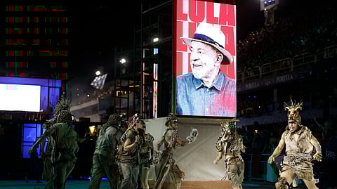 O Carnaval correu mal a Lula no sambódromo e na política