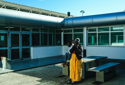 Além do Porto, existe um centro de instalação temporária no Aeroporto de Lisboa.