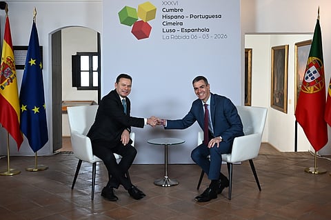 Os chefes dos Executivos português e espanhol, Luís Montenegro e Pedro Sánchez, na Cimeira Ibérica.
