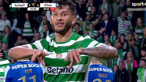 Gesto de Suárez, insinuando roubo, alvo de queixa por parte do FC Porto