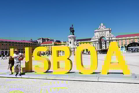 O local ficará iluminado para homenagear simbolicamente os agentes de segurança que morreram em serviço.