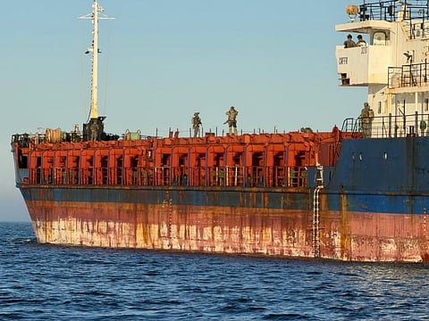 Detido tripulante de cargueiro da “frota fantasma” russa intercetado na Suécia