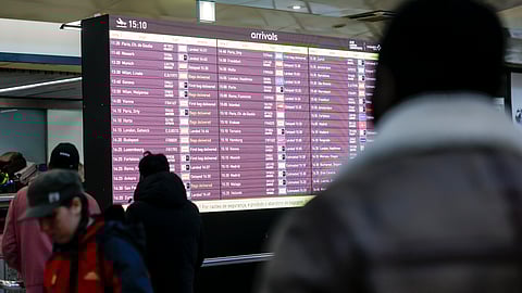 Sala de audiências para migrantes barrados no aeroporto pronta “até ao verão”