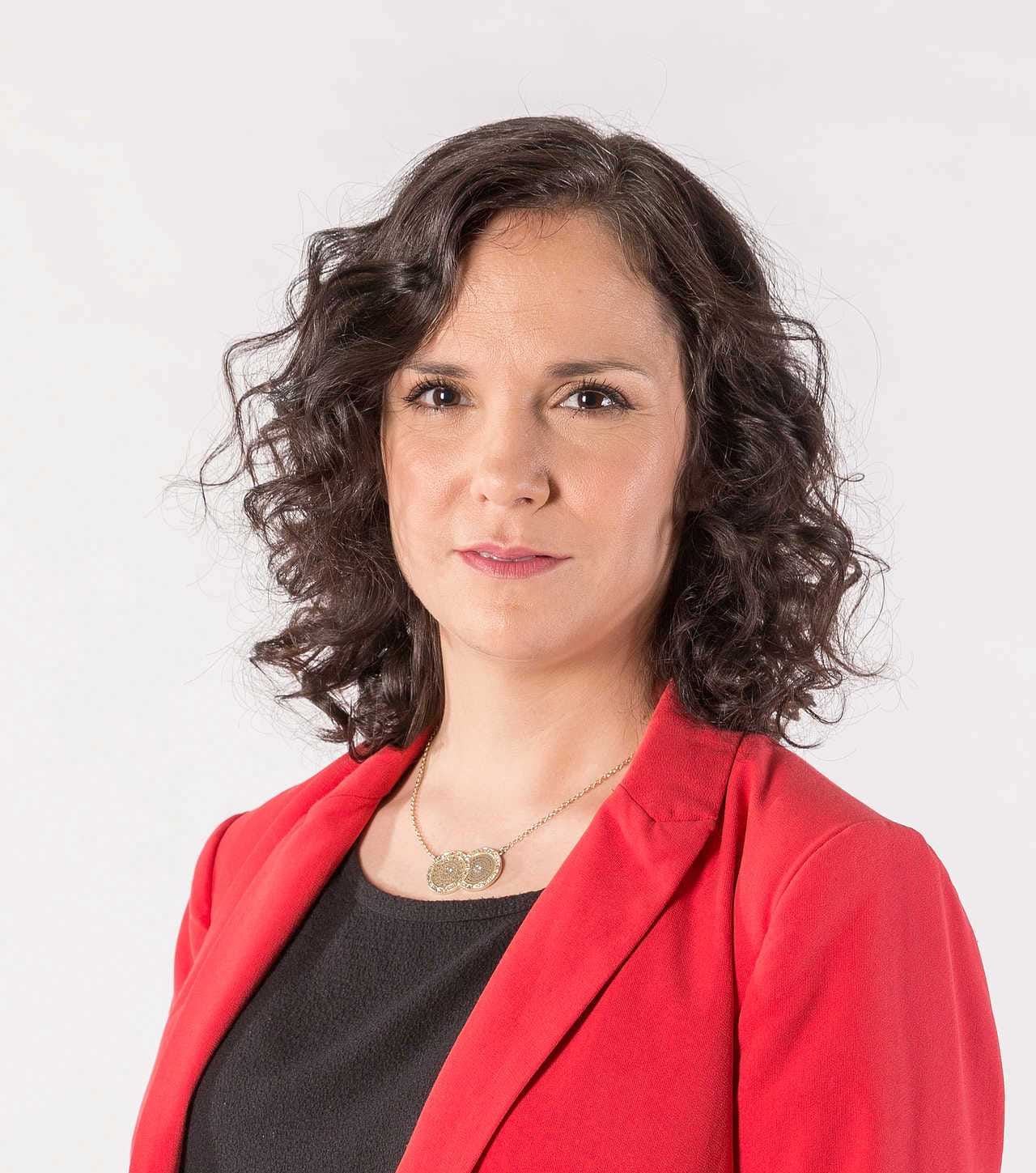 Lara Aleixo, Dimash, and pastéis de nata in Astana