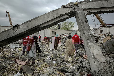 O hospital localiza-se perto da antiga base da NATO em Cabul, Camp Phoenix.