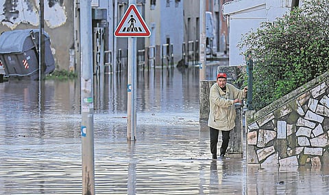 “Quando há excesso de água, ela não tem onde ficar” e vai para espaços ocupados pelas pessoas, frisou docente especializada em Urbanismo.