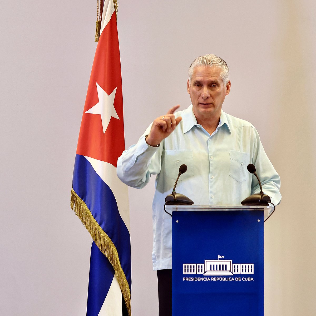 Frei Beto | Capitalismo para salvar o socialismo? O dilema das reformas em Cuba 1 Presidente cubano diz que levantamento do bloqueio pelos EUA seria forma