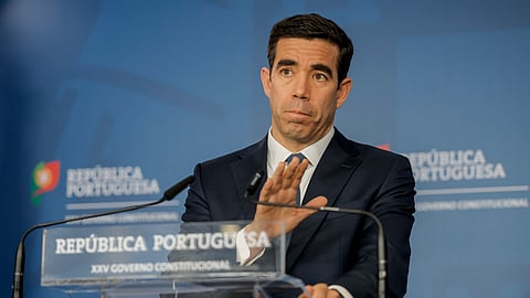 António Leitão Amaro, Ministro da Presidência, que tutela a Secretaria-Geral do Governo e é responsável pela pasta da comunicação social