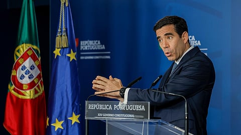 "Quem quiser estar ilegal, não pode estar ilegal e terá que voltar ao país de origem", disse António Leitão Amaro.