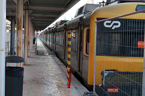 Circulação ferroviária condicionada entre São Pedro do Estoril e Cascais para trabalhos de modernização