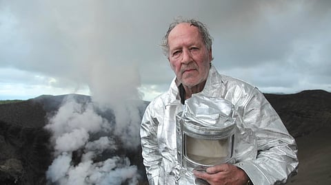 Filmagens de 'Para o Inferno'(2016): Herzog na companhia dos vulcões