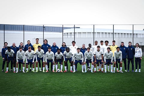 Entre a renovação e a exigência: Sub-17 cedem na estreia da Ronda de Elite