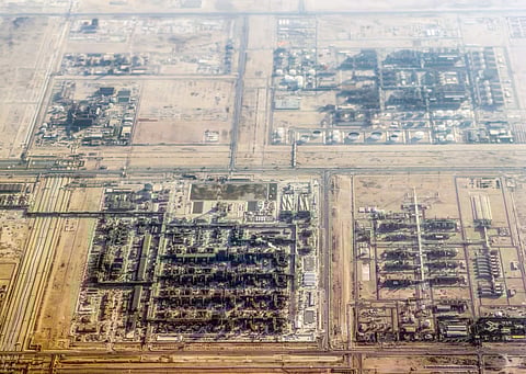 O cenário de destruição é evidente em várias infraestruturas energéticas do Médio Oriente