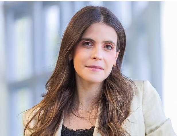 Extremism with a moral discount