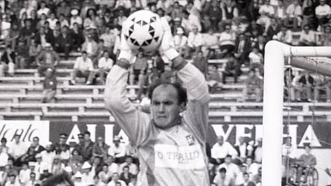 Morreu Mihaylov, antigo guarda-redes do Belenenses. Tinha 63 anos