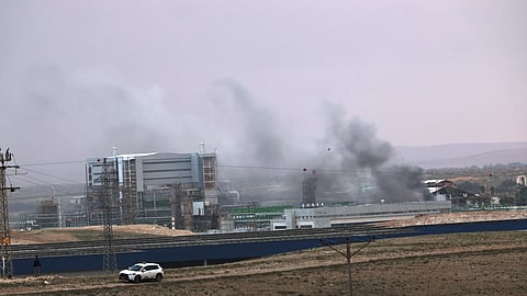 Trump terá admitido acabar com guerra mesmo com estreito de Ormuz fechado. Itália recusa uso de base pelos EUA