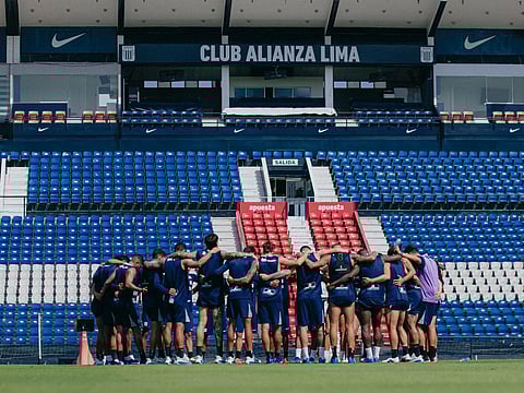 Pelo menos um morto e 47 feridos em concentração de adeptos de futebol no Peru